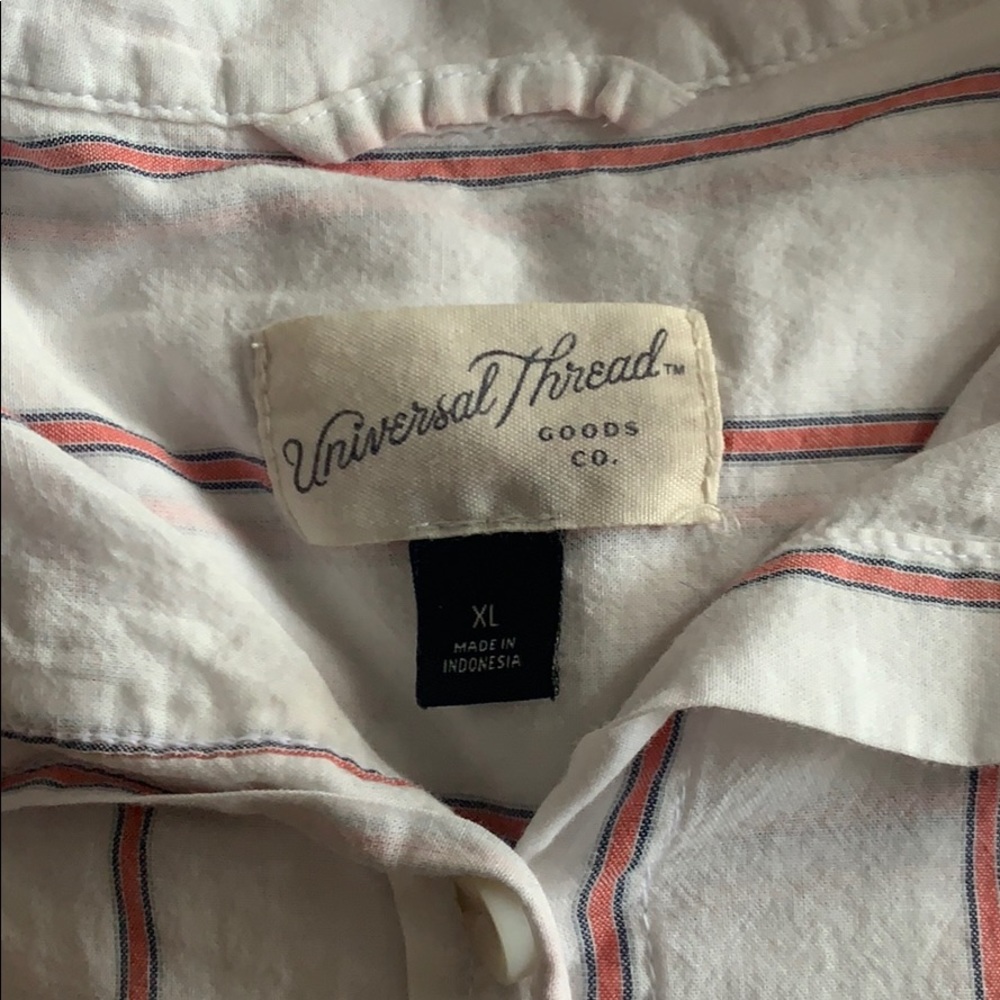 Universal Thread Button Up - Picture 2 of 2
